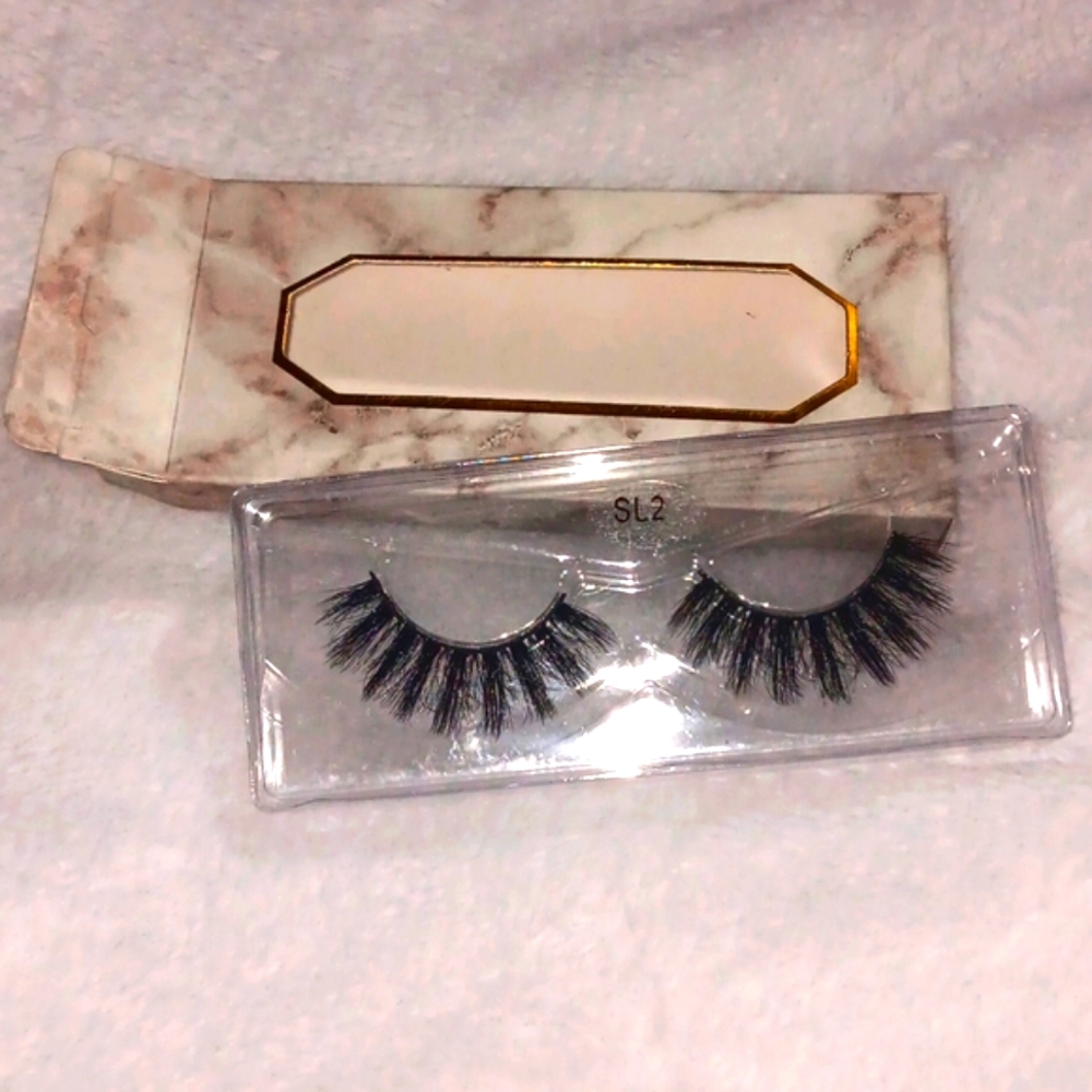 Faux mink lashes